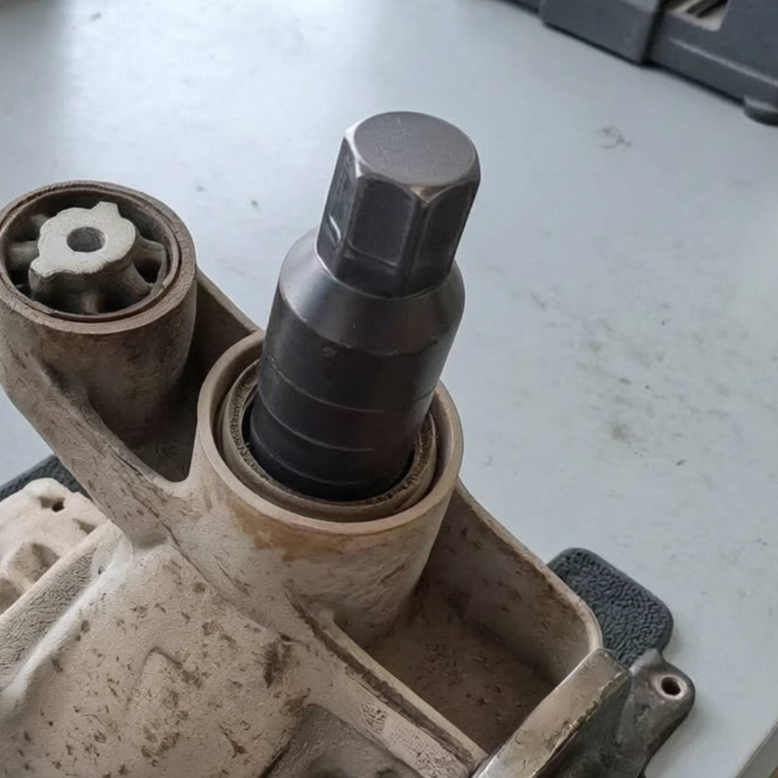 Auto Repair Shop For Transmissions - Llave de vaso con pestañas, herramienta